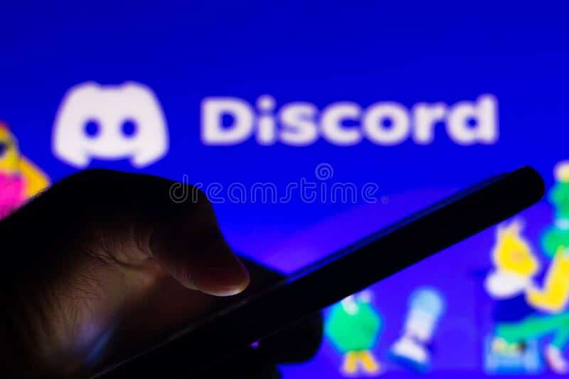 How to mute someone on Discord